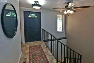 575 S 70th St, Springfield, OR 97478 - Photo 3