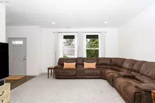 965 Morningside St, Salem, OR 97302 - Photo 9