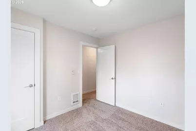 10845 E Burnside St, Portland, OR 97216 - Photo 19