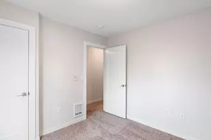 10845 E Burnside St, Portland, OR 97216 - Photo 19