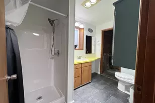 170 Hurricane Ln, Winchester, OR 97495 - Photo 29