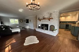 170 Hurricane Ln, Winchester, OR 97495 - Photo 7