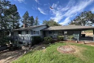 170 Hurricane Ln, Winchester, OR 97495 - Photo 43
