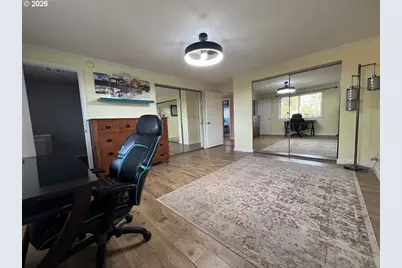 170 Hurricane Ln, Winchester, OR 97495 - Photo 11