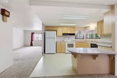 5335 Main St #208, Springfield, OR 97478 - Photo 11