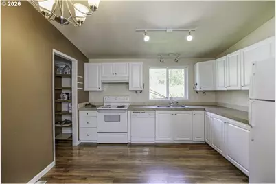 714 N Santiam Hwy, Gates, OR 97346 - Photo 7