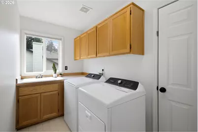 18202 SE Swanson Ln, Milwaukie, OR 97267 - Photo 11