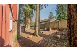 3102 Hwy 20, Sweet Home, OR 97386 - Photo 15