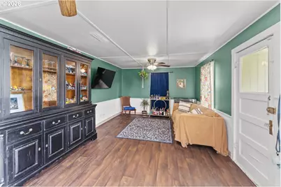 3102 Highway 20, Sweet Home, OR 97386 - Photo 5