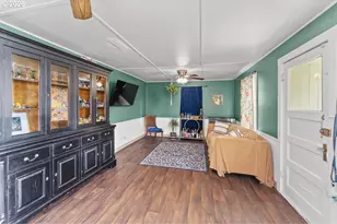 3102 Hwy 20, Sweet Home, OR 97386 - Photo 5