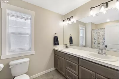 676 E White Oak Ave, La Center, WA 98629 - Photo 33