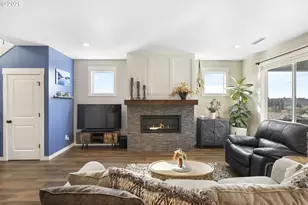 676 E White Oak Ave, La Center, WA 98629 - Photo 11