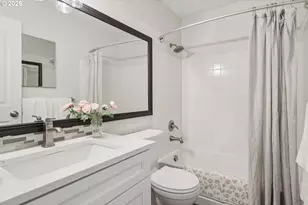 4000 Carman Dr, Lake Oswego, OR 97035 - Photo 13