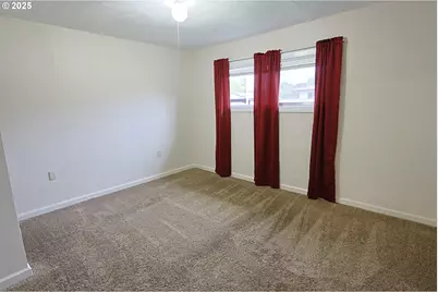 141 2nd Ave, Coos Bay, OR 97420 - Photo 23