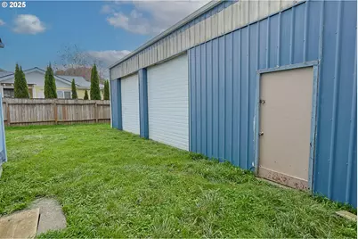 141 2nd Ave, Coos Bay, OR 97420 - Photo 7