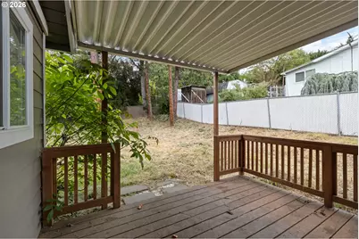 1064 NE Knoll Ave, Roseburg, OR 97470 - Photo 43
