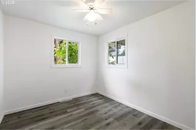 1064 NE Knoll Ave, Roseburg, OR 97470 - Photo 39