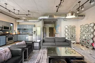 1030 NW 12th Ave, Portland, OR 97209 - Photo 17