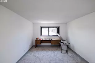 1421 Sunset Ln, Sweet Home, OR 97386 - Photo 11