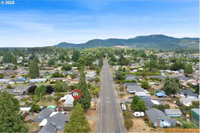 2240 5th St, Springfield, OR 97477 - Photo 33