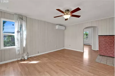 2240 5th St, Springfield, OR 97477 - Photo 7