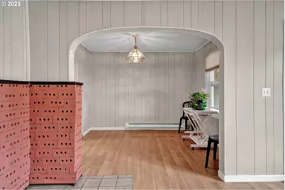 2240 5th St, Springfield, OR 97477 - Photo 9