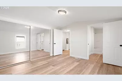 700 N Mill St #109, Creswell, OR 97426 - Photo 13