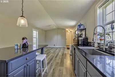 4155 NE Three Mile Ln #57, McMinnville, OR 97128 - Photo 5
