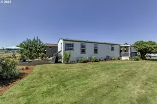 4155 NE Three Mile Ln, McMinnville, OR 97128 - Photo 13