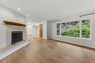 916 Cumberland Rd, Lake Oswego, OR 97034 - Photo 5