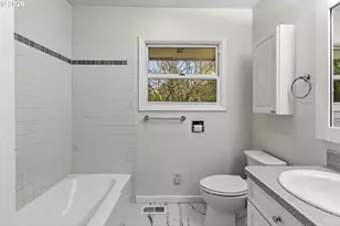 916 Cumberland Rd, Lake Oswego, OR 97034 - Photo 19