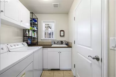 20756 Yukon St NE, Aurora, OR 97002 - Photo 23
