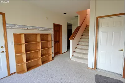 1368 Bayview St, North Bend, OR 97459 - Photo 21