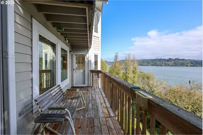 1368 Bayview St, North Bend, OR 97459 - Photo 13
