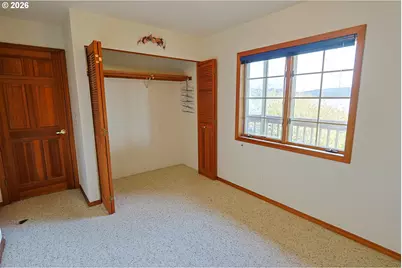 1368 Bayview St, North Bend, OR 97459 - Photo 27