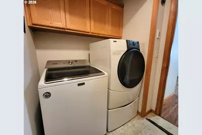 3884 Shenstone Dr, Eugene, OR 97404 - Photo 15