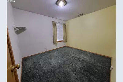 3884 Shenstone Dr, Eugene, OR 97404 - Photo 11