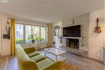 9715 SE Ramona St, Portland, OR 97266 - Photo 5