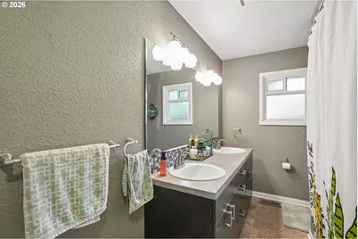 730 20th St NE, Salem, OR 97301 - Photo 13
