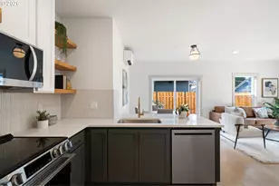 6909 NE Multnomah St, Portland, OR 97213 - Photo 13