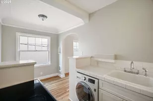 711 NE Randall Ave, Portland, OR 97232 - Photo 15