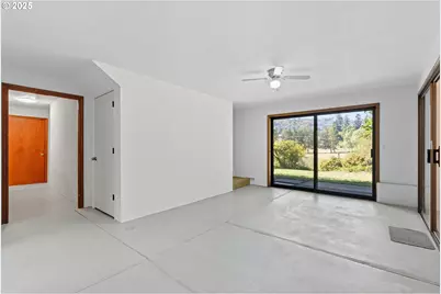 9151 SE Hideaway Ct, Damascus, OR 97089 - Photo 29