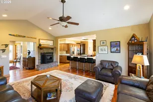 6065 Cherry Heights Rd, The Dalles, OR 97058 - Photo 13