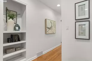 2665 SW Sherwood Dr, Portland, OR 97201 - Photo 15