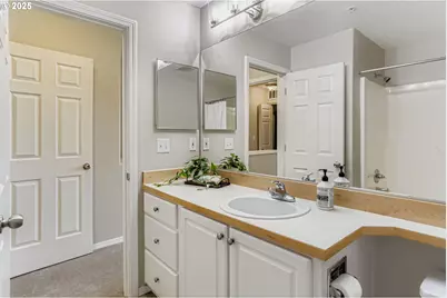 13850 SW Scholls Ferry Rd #102, Beaverton, OR 97007 - Photo 21