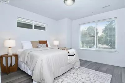 2546 SE 111th Ave, Portland, OR 97266 - Photo 9
