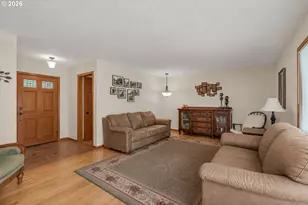 230 Park Dr, Oregon City, OR 97045 - Photo 5
