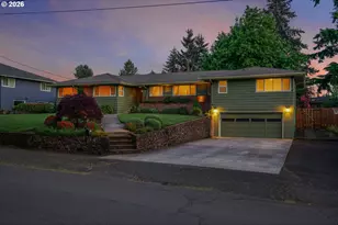 230 Park Dr, Oregon City, OR 97045 - Photo 1