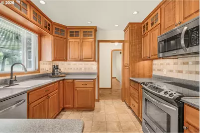 230 Park Dr, Oregon City, OR 97045 - Photo 11