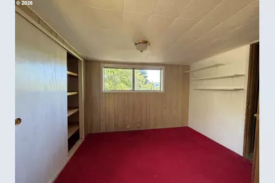 781 N 8th St, Coos Bay, OR 97420 - Photo 17